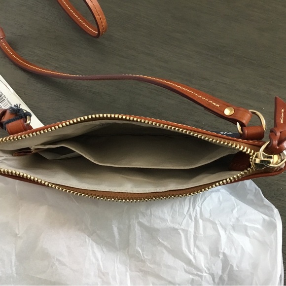 Dooney & Bourke New York Yankees - MLB crossbody purse - Picture 6 of 8